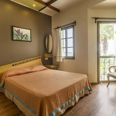 Hotel Ladonia Onderhan 4*