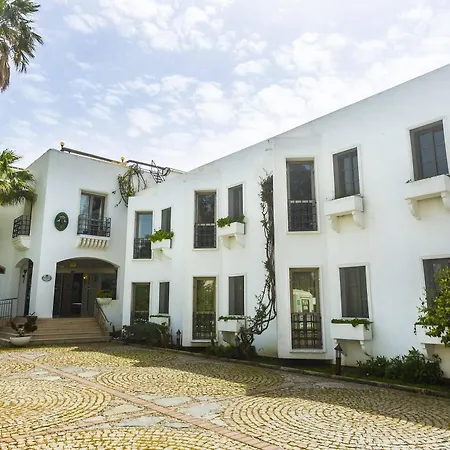 Ladonia Onderhan 4*
